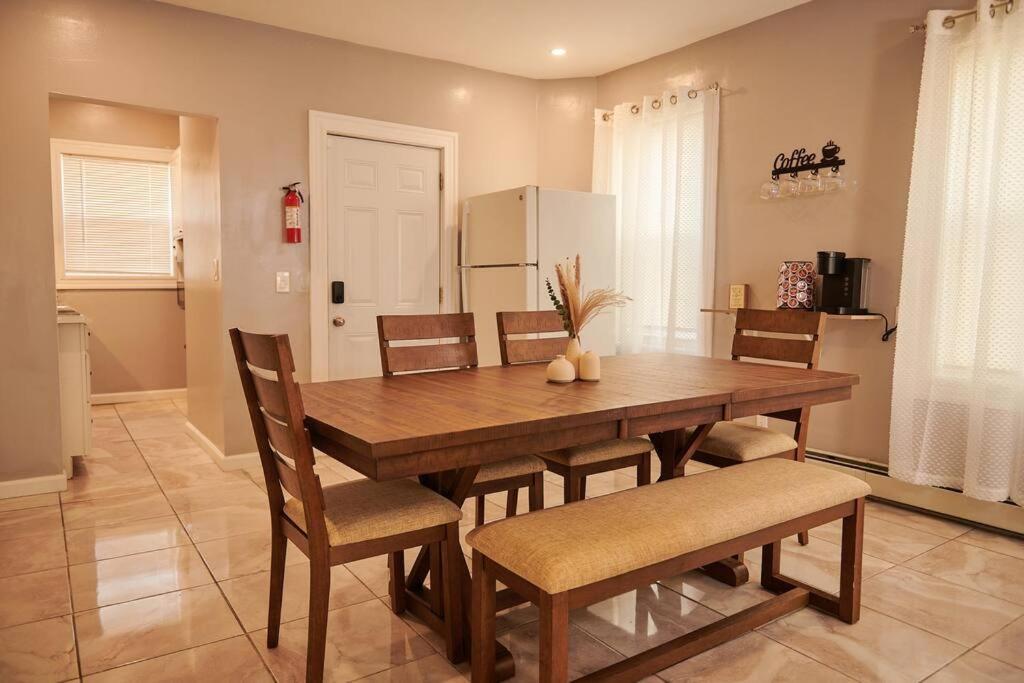 Cozy Apartment 1St 10Min Walk Downtown And City View Providence Kültér fotó