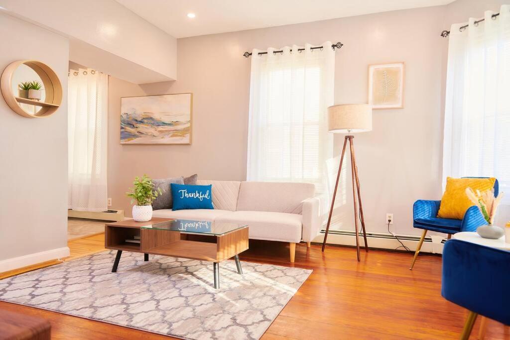 Cozy Apartment 1St 10Min Walk Downtown And City View Providence Kültér fotó