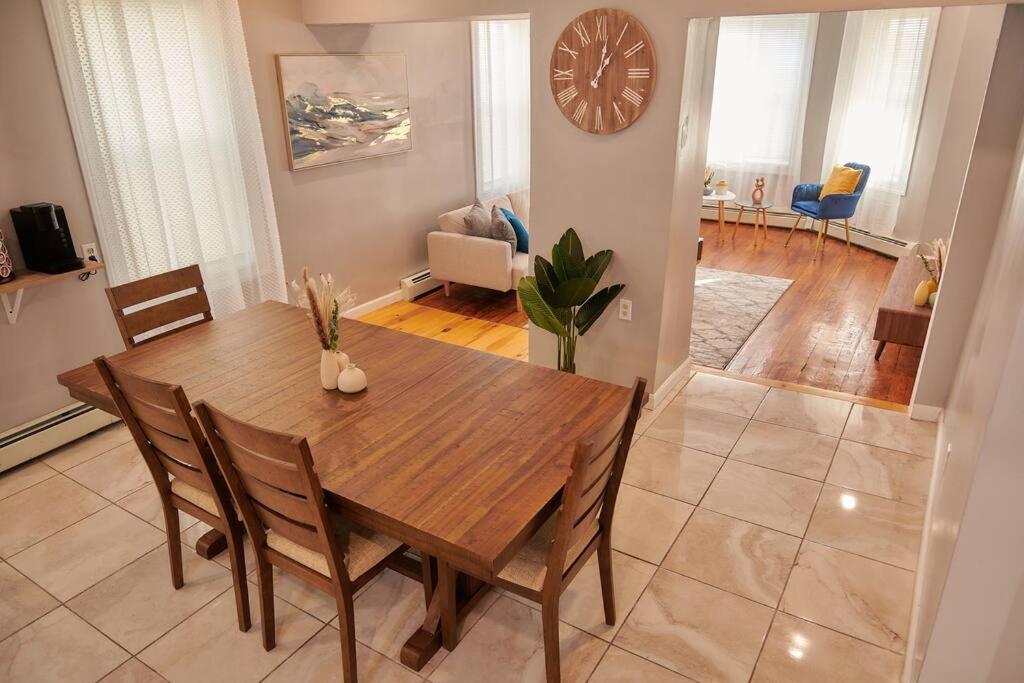 Cozy Apartment 1St 10Min Walk Downtown And City View Providence Kültér fotó